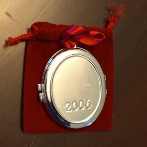 Pottery Barn 2006 Silver Picture Frame Ornament, New